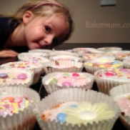 image of Zoe and her Fairy Cakes