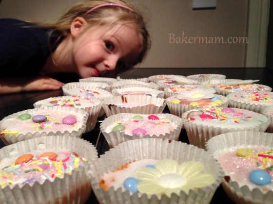 image of Zoe and her Fairy Cakes